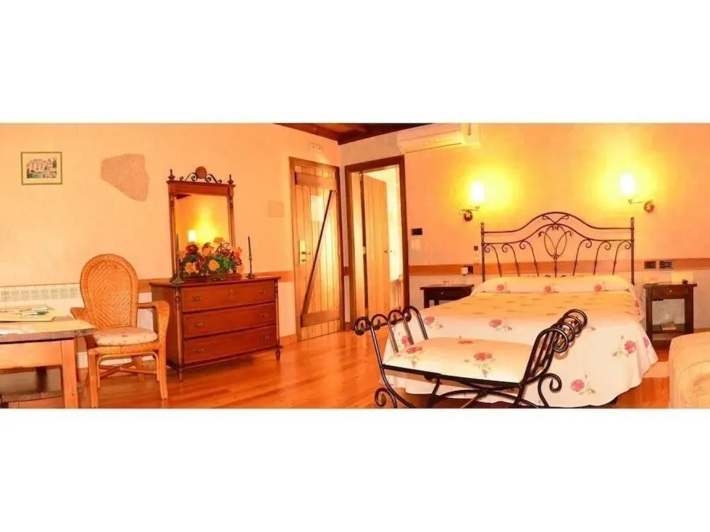 Rusticae Casa Antiga do Monte