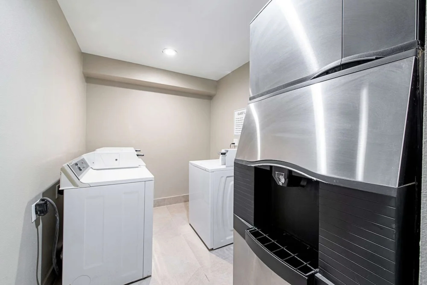 Super 8 Mishawaka/south Bend Area