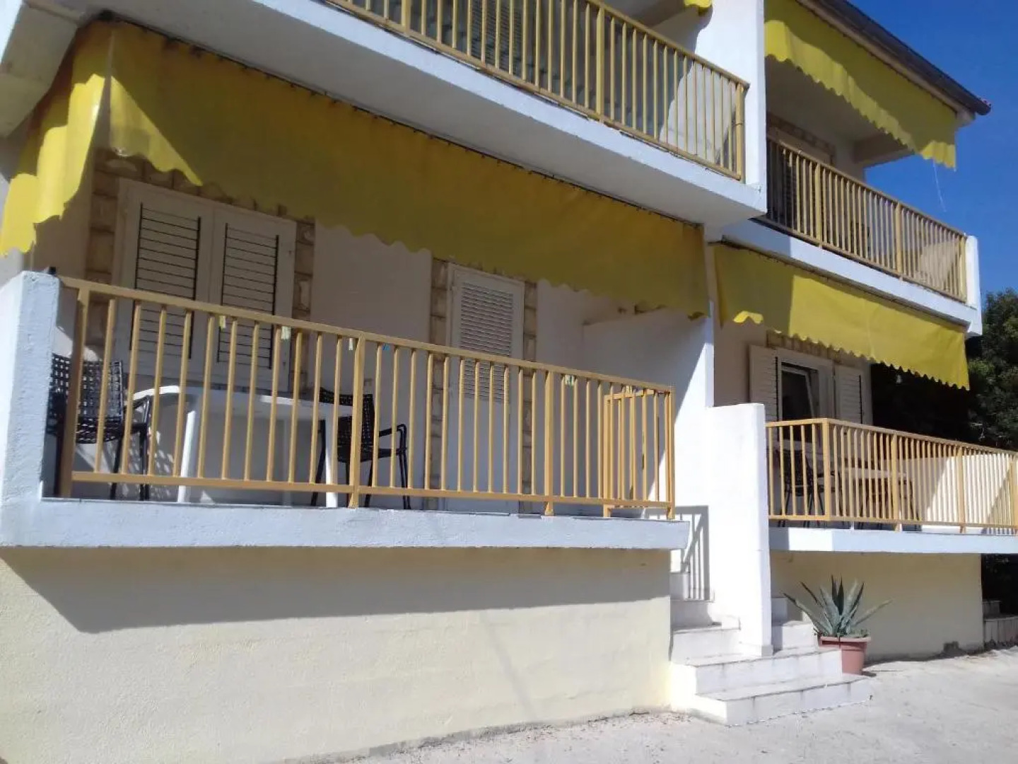 Apartments Dunja Hvar