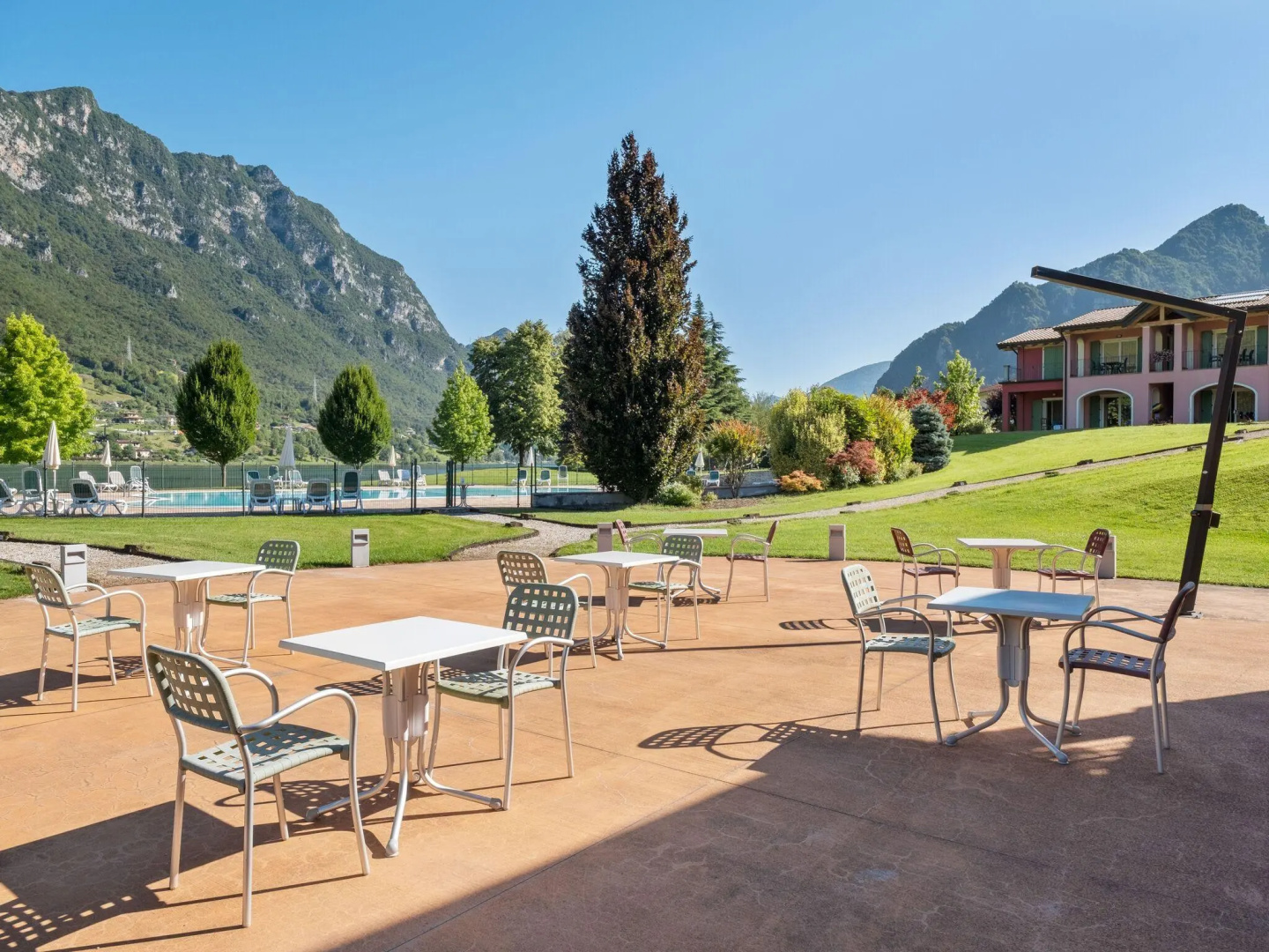 Apartment on Lake Idro With Pool