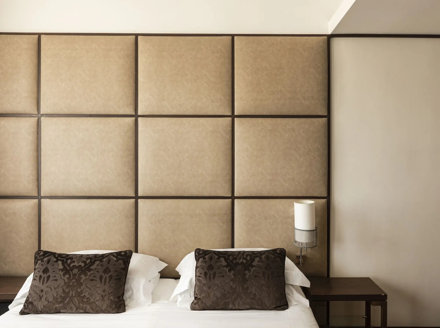 The Independent Hotel