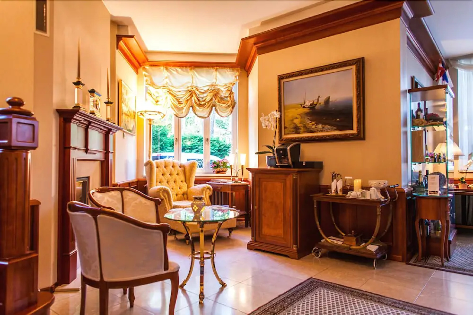 TB Palace Hotel & SPA