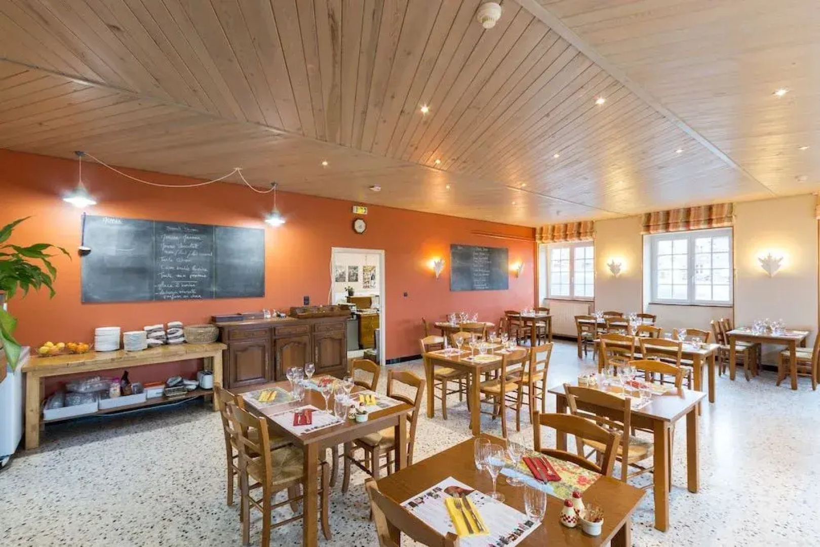 Hôtel Restaurant Le Foirail