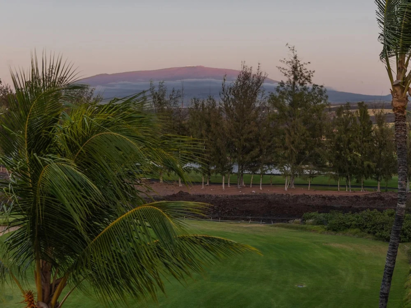 Fairway Villas Penthouse Unit B32 - 2 Br Condo