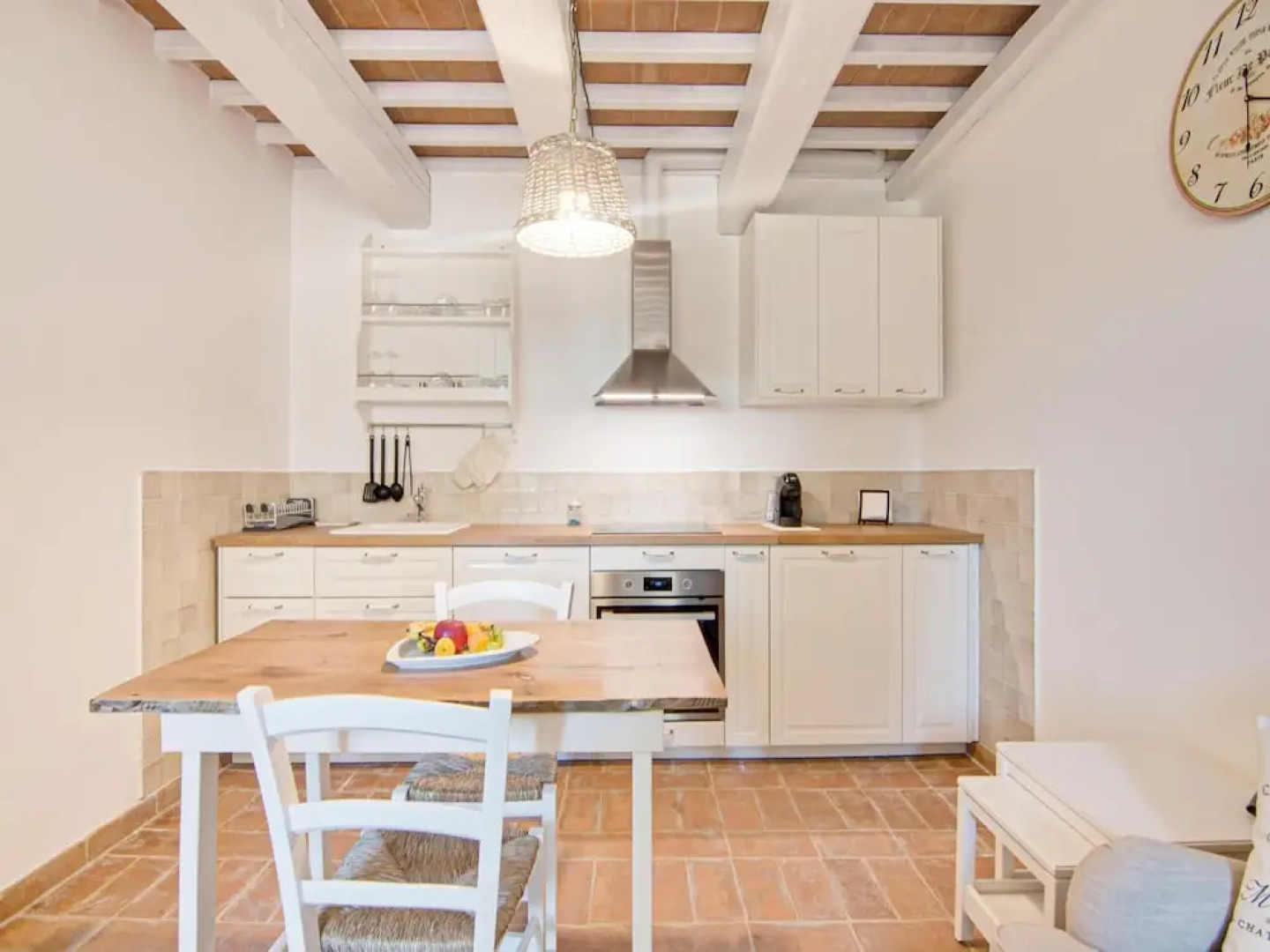 Stunning Apartment in Mombaroccio Near Metauro River