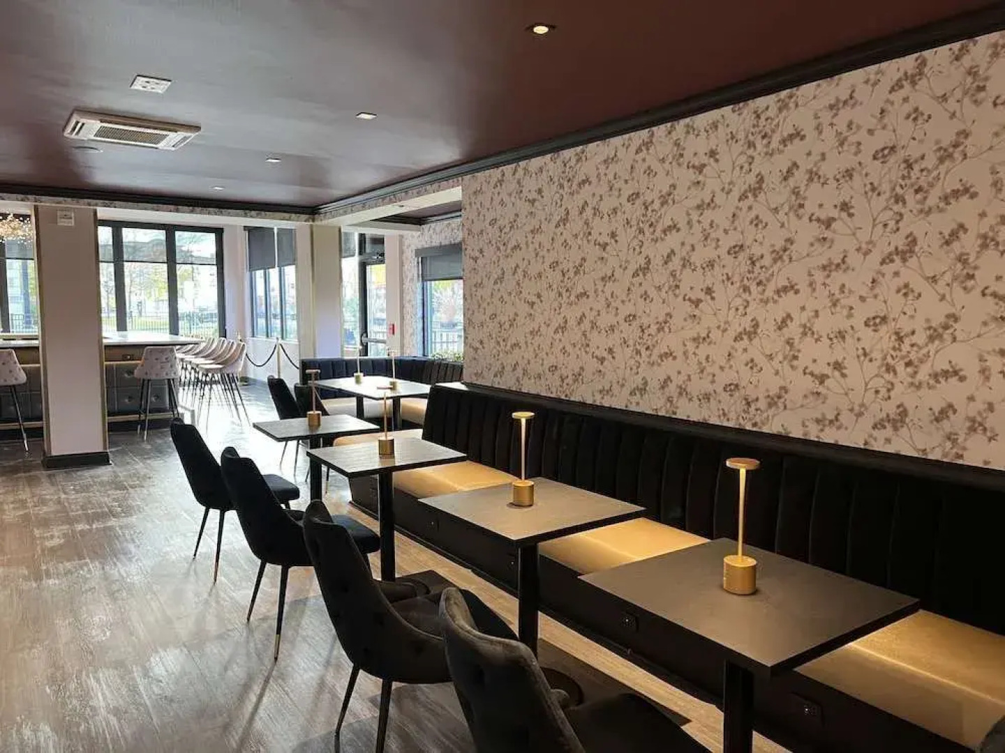 Econo Lodge At The Falls