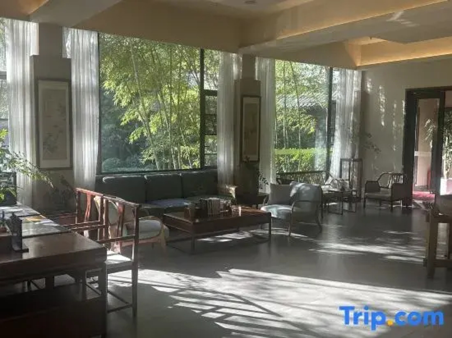 Phoenix Xueqingji Humanity Banshan Homestay (Phoenix Ancient City Branch)