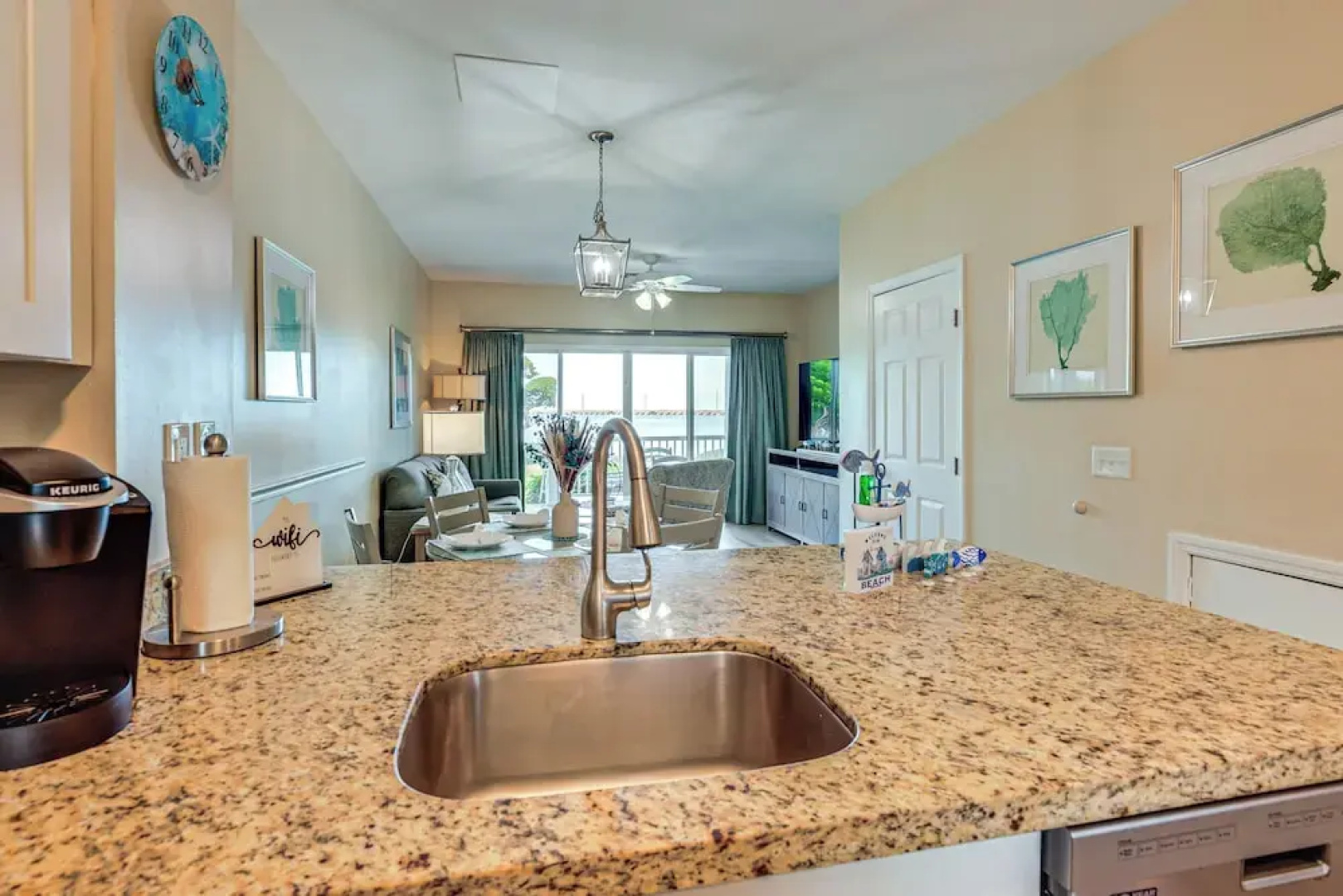 Oceanfront Duck Key Villa: 2 Marinas Steps Away!