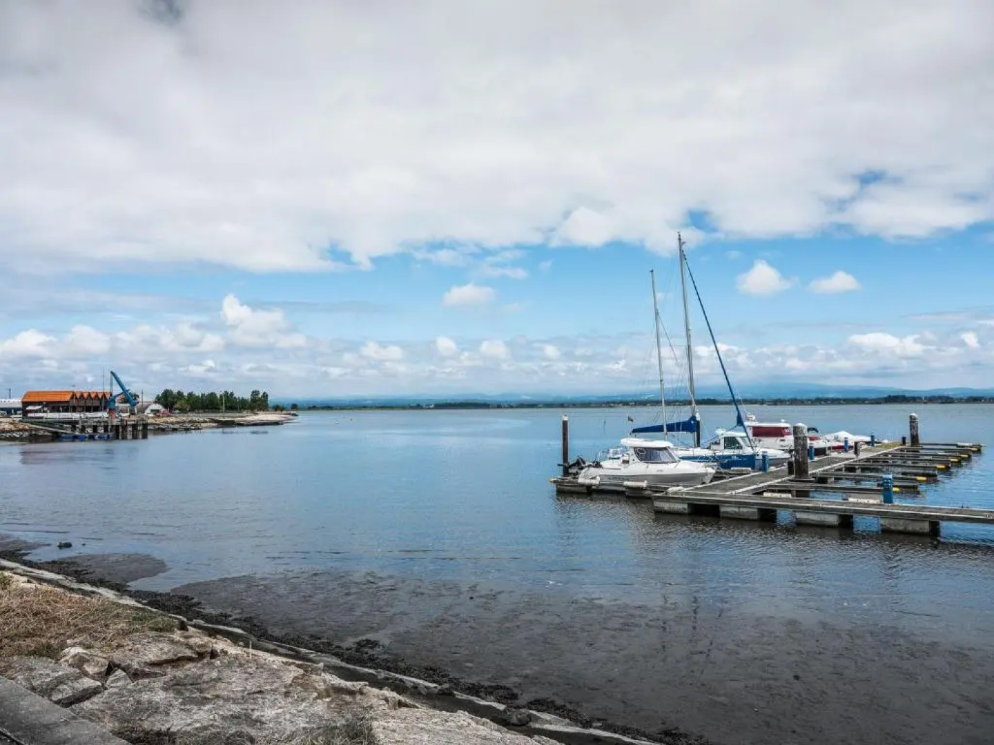 Ria's View Apartment by Trip2Portugal