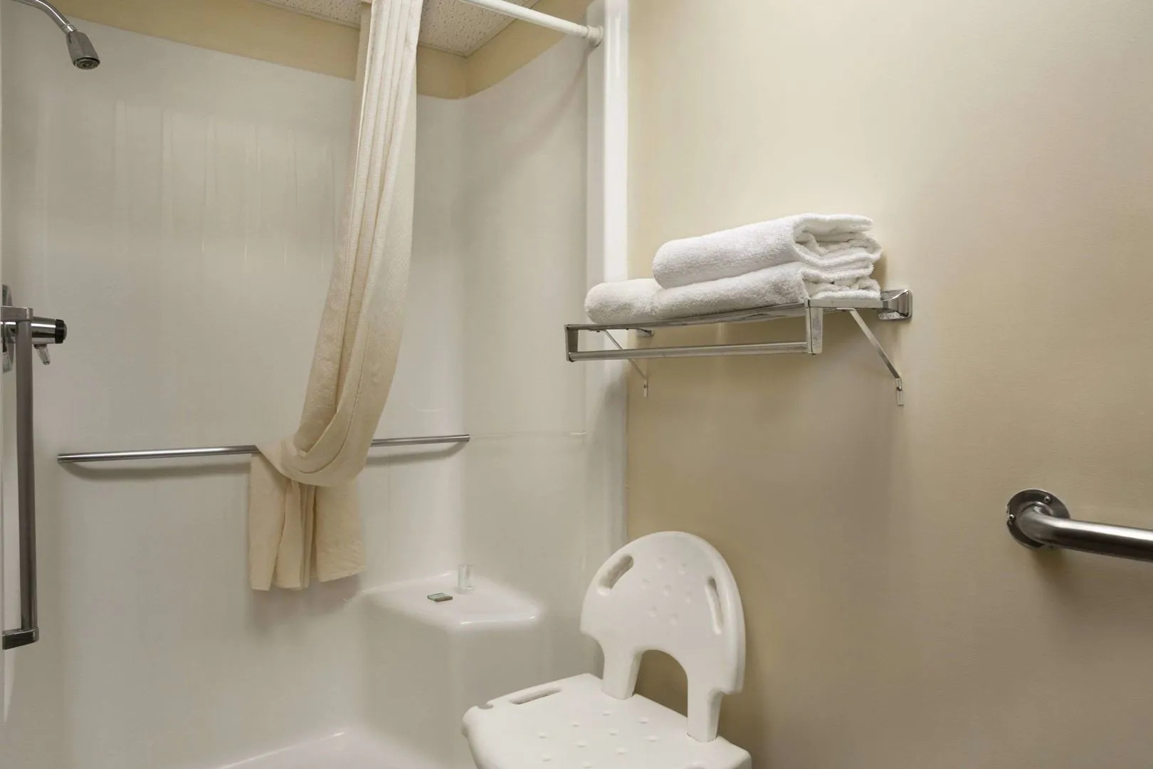 Travelodge Inn & Suites - Muscatine