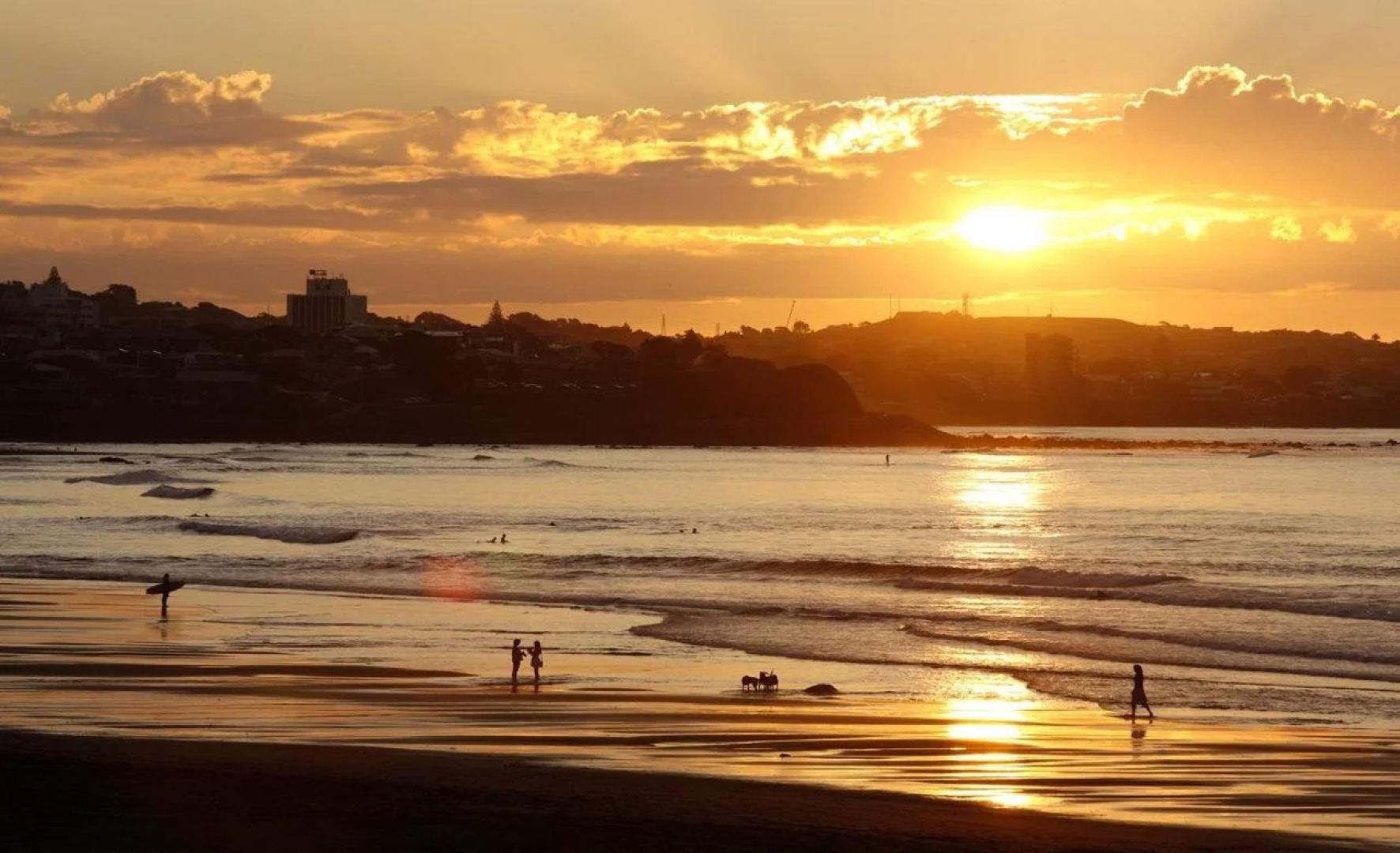 Brougham Heights Motel