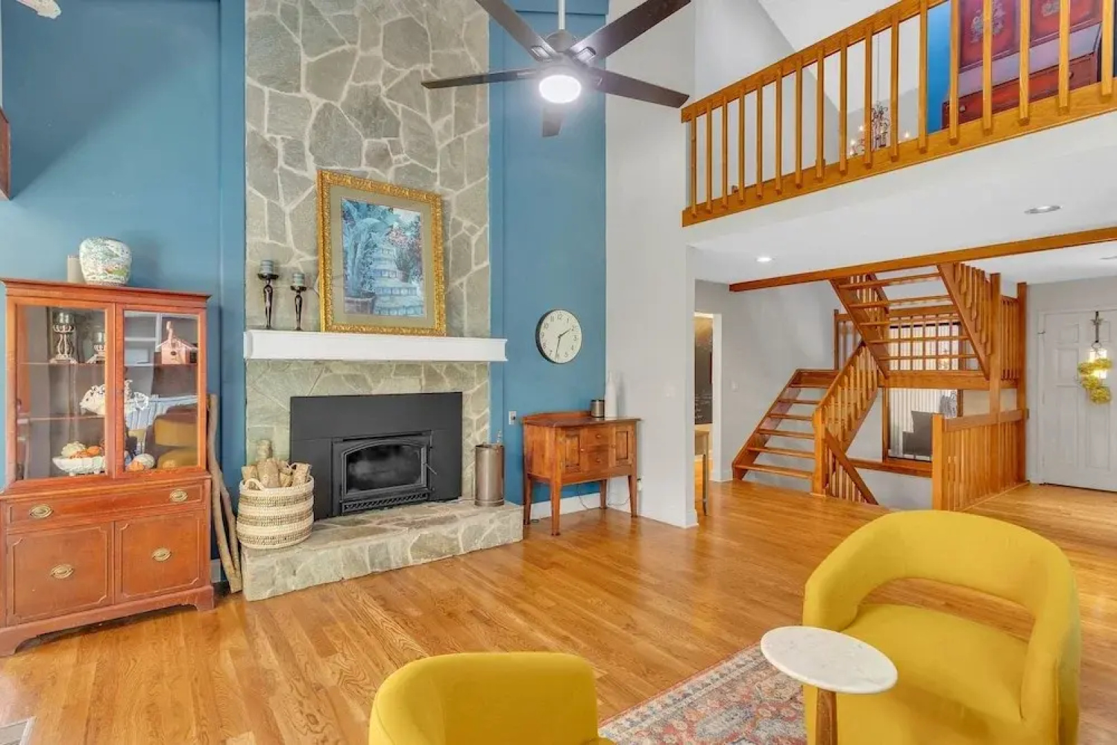 The Blue Flamingo 5 Bedroom Home By Redawning