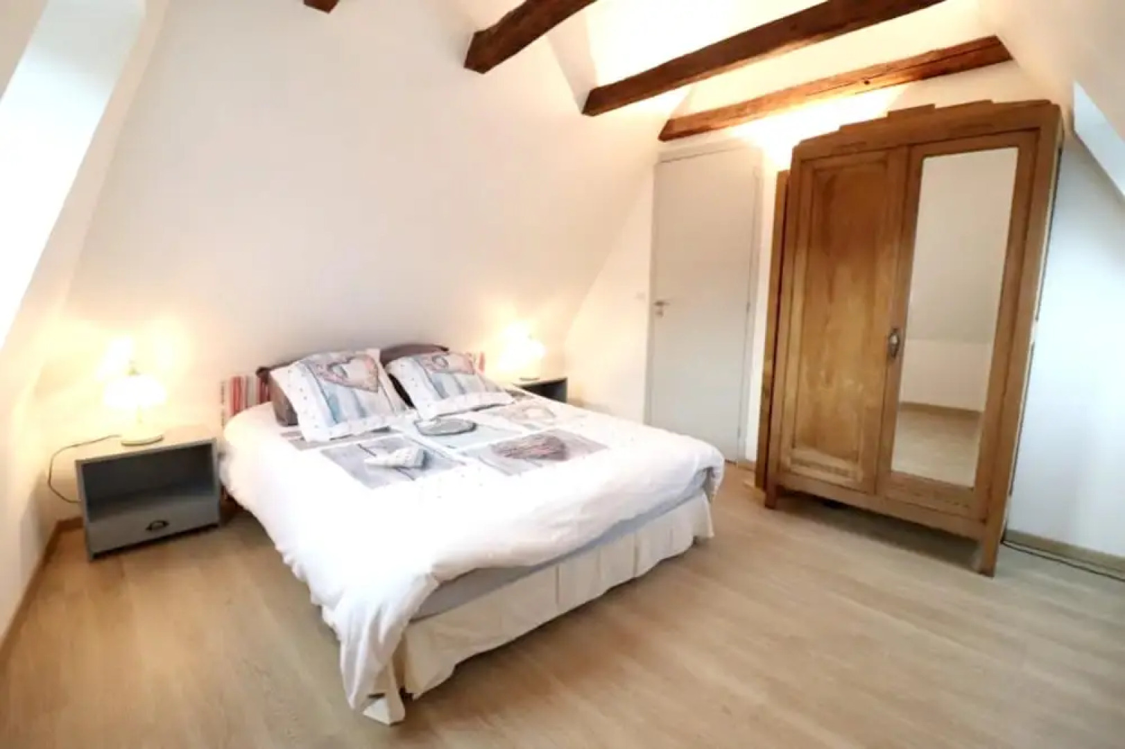 Villa With 5 Bedrooms in Vieillevie, With Wonderful Mountain View, Private Pool, Enclosed Garden - 60 km From the Slopes