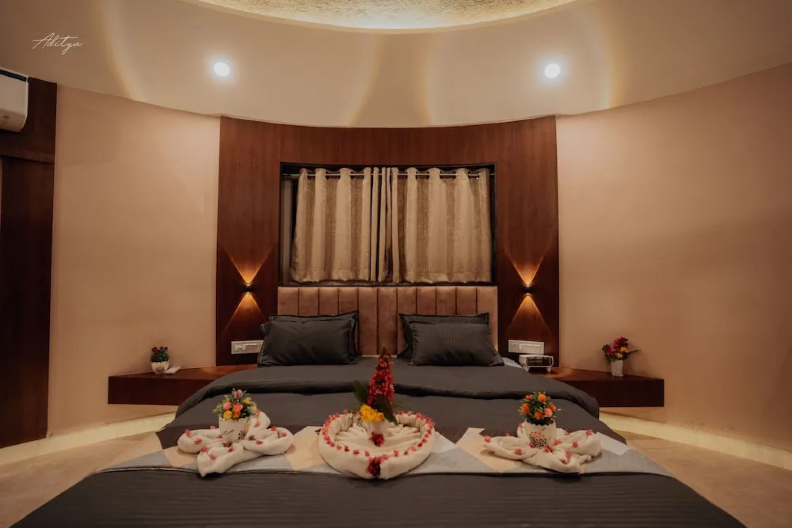 Treebo Premium Mowgli's Den, Pench