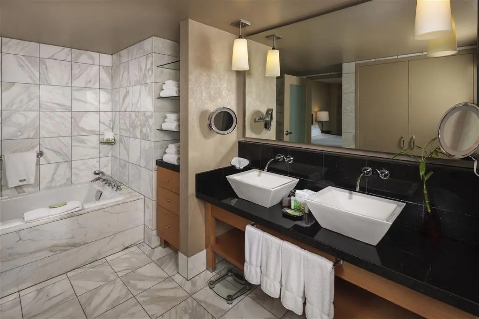 The Westin Detroit Metropolitan Airport