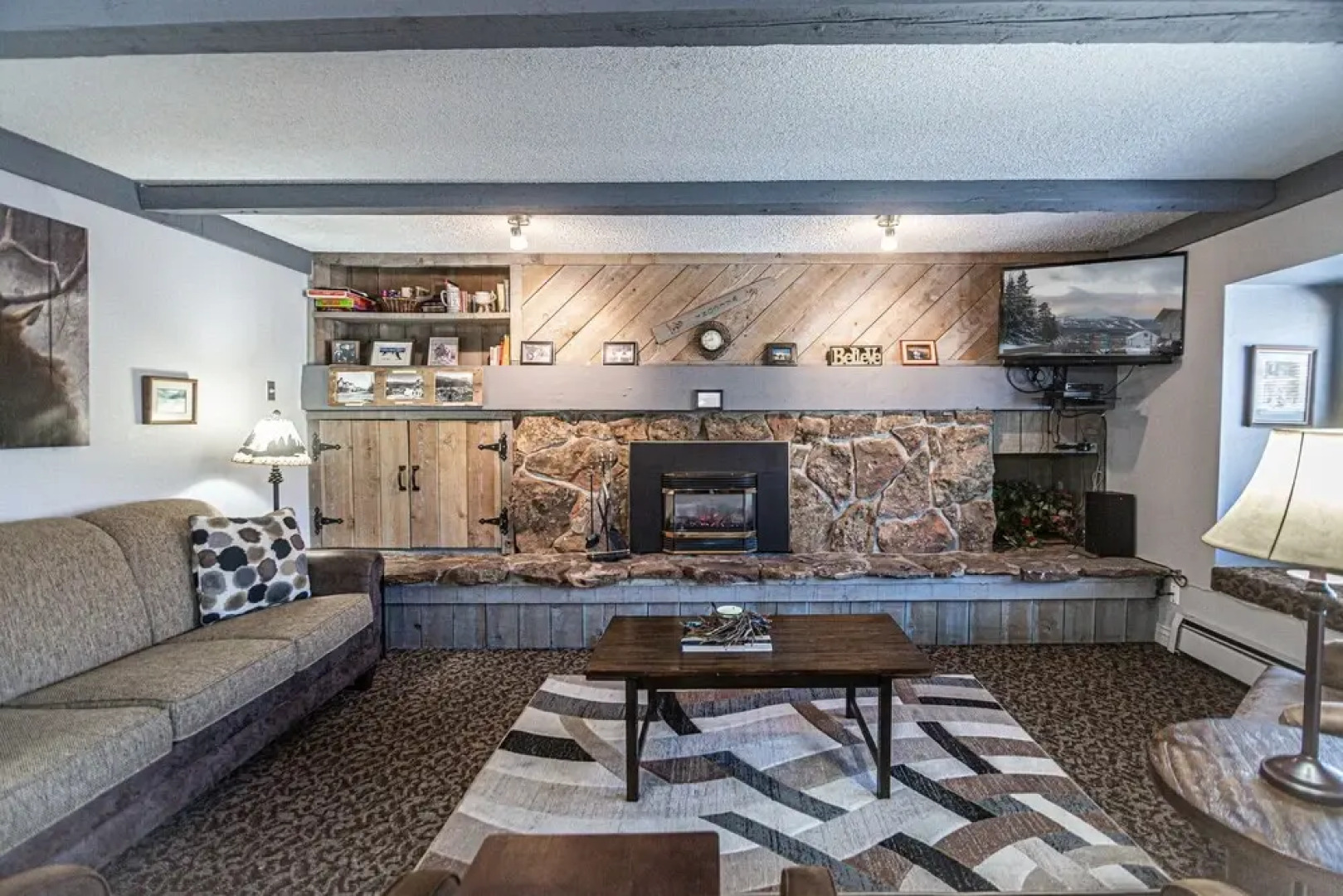 Longbranch 216 2 Bedroom Condo by RedAwning