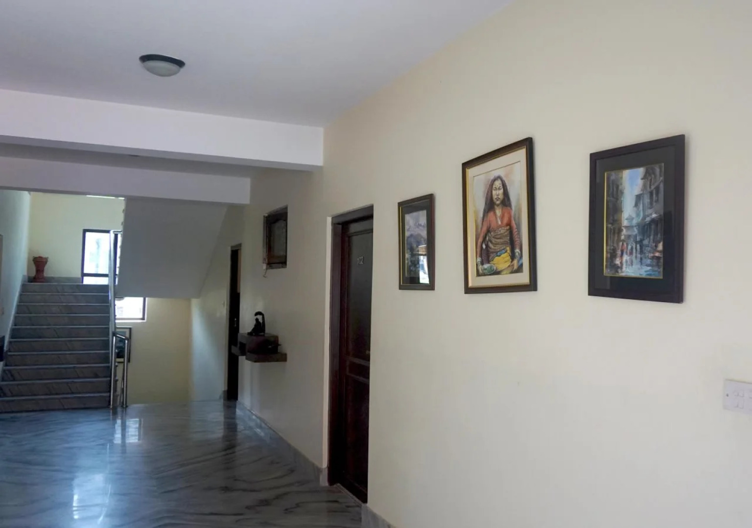 Hotel Middle Path and Spa