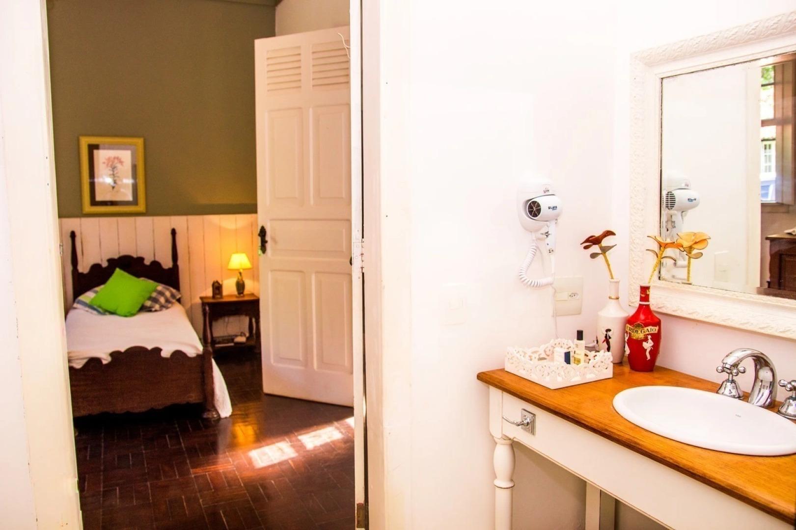 Estancias Duvivier Hotel