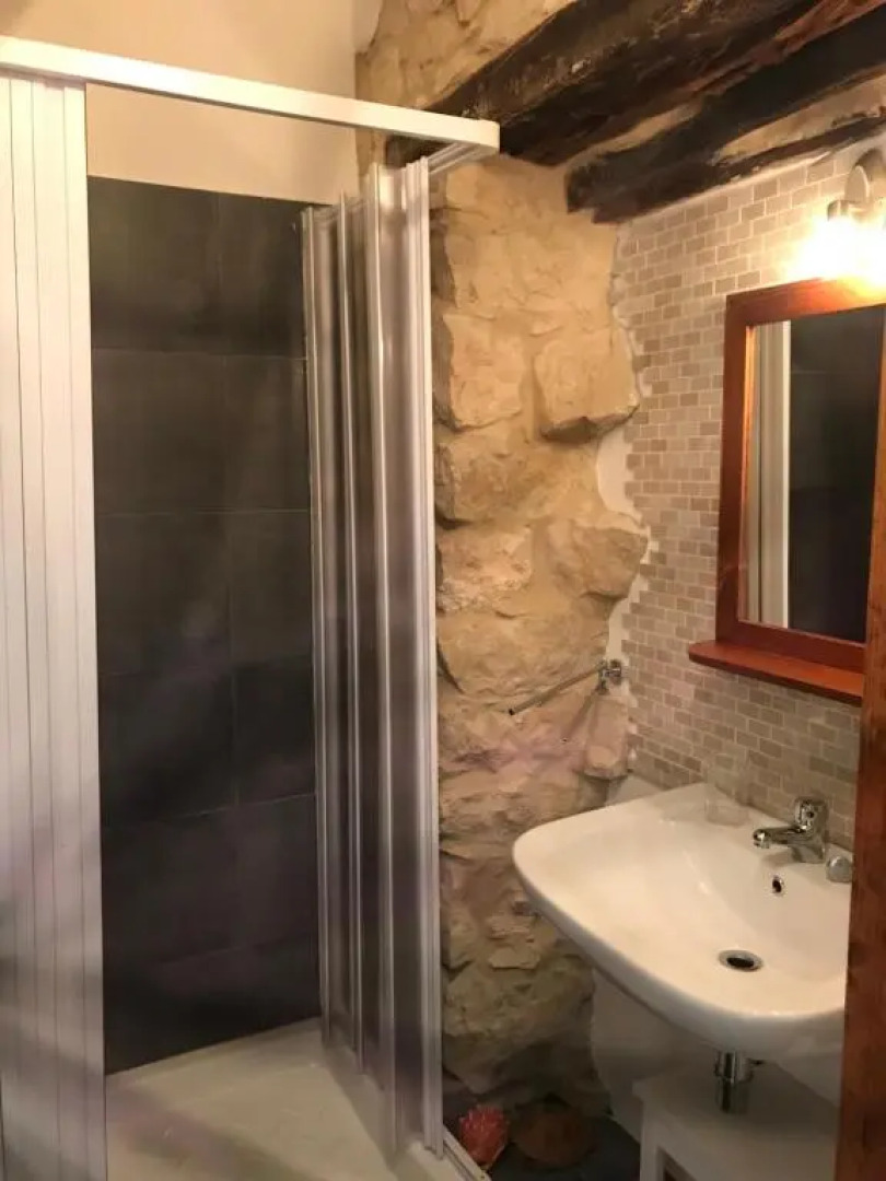 Drommire In Plassa E Clesia