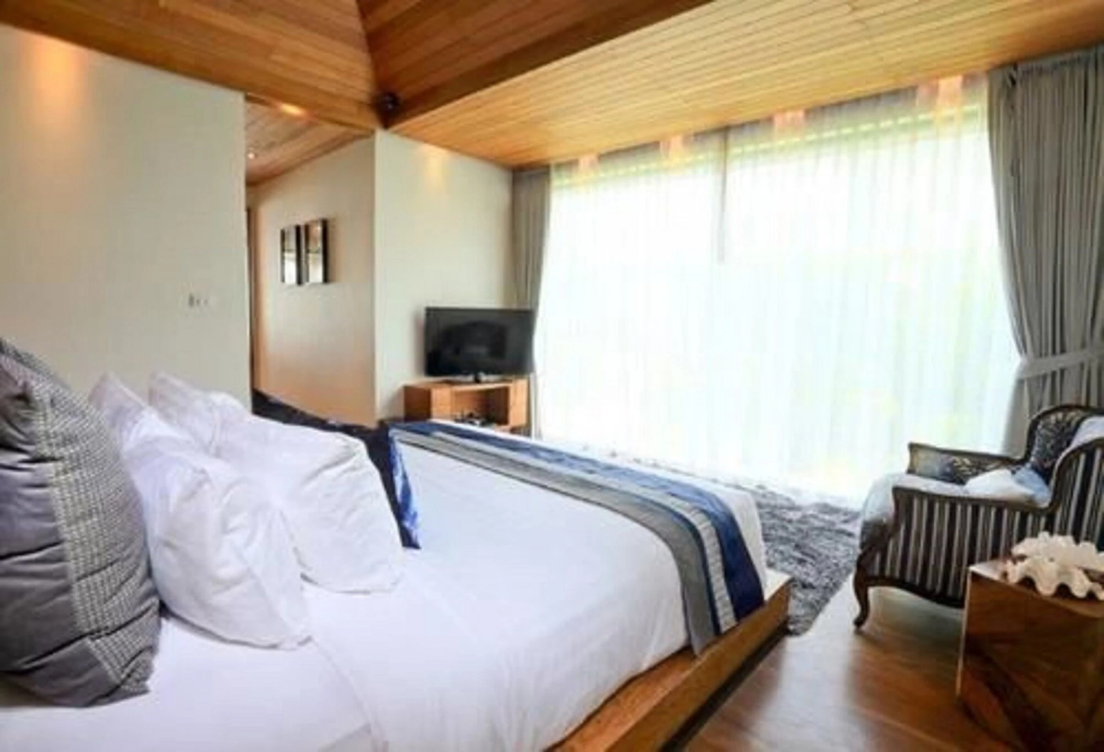 Tides Boutique Samui Resort & Spa