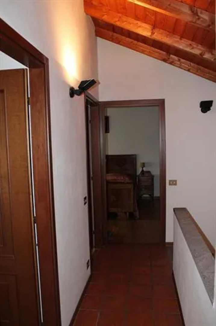 Rustico Grande Terreno