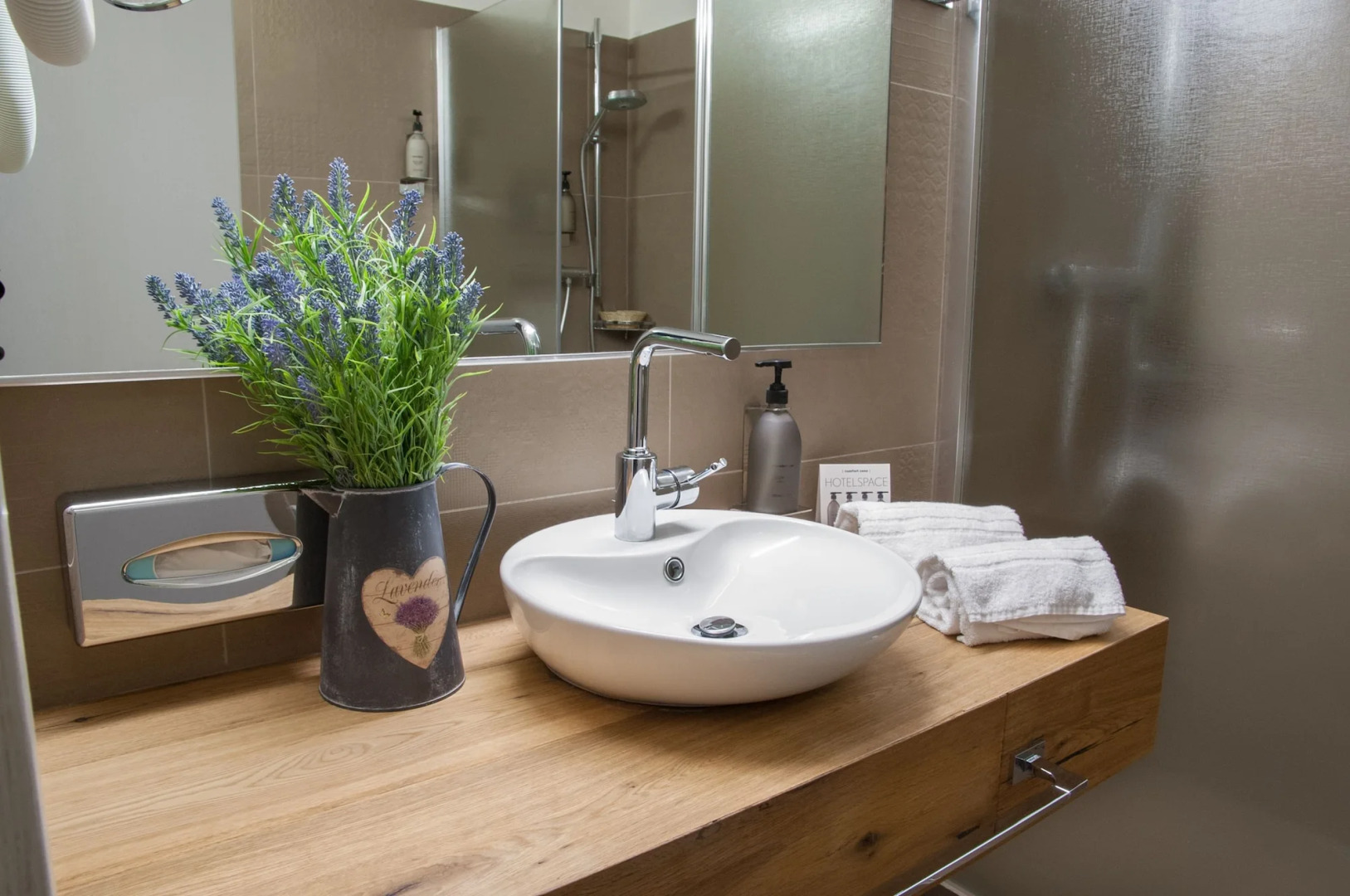 Alexander Charme Hotel