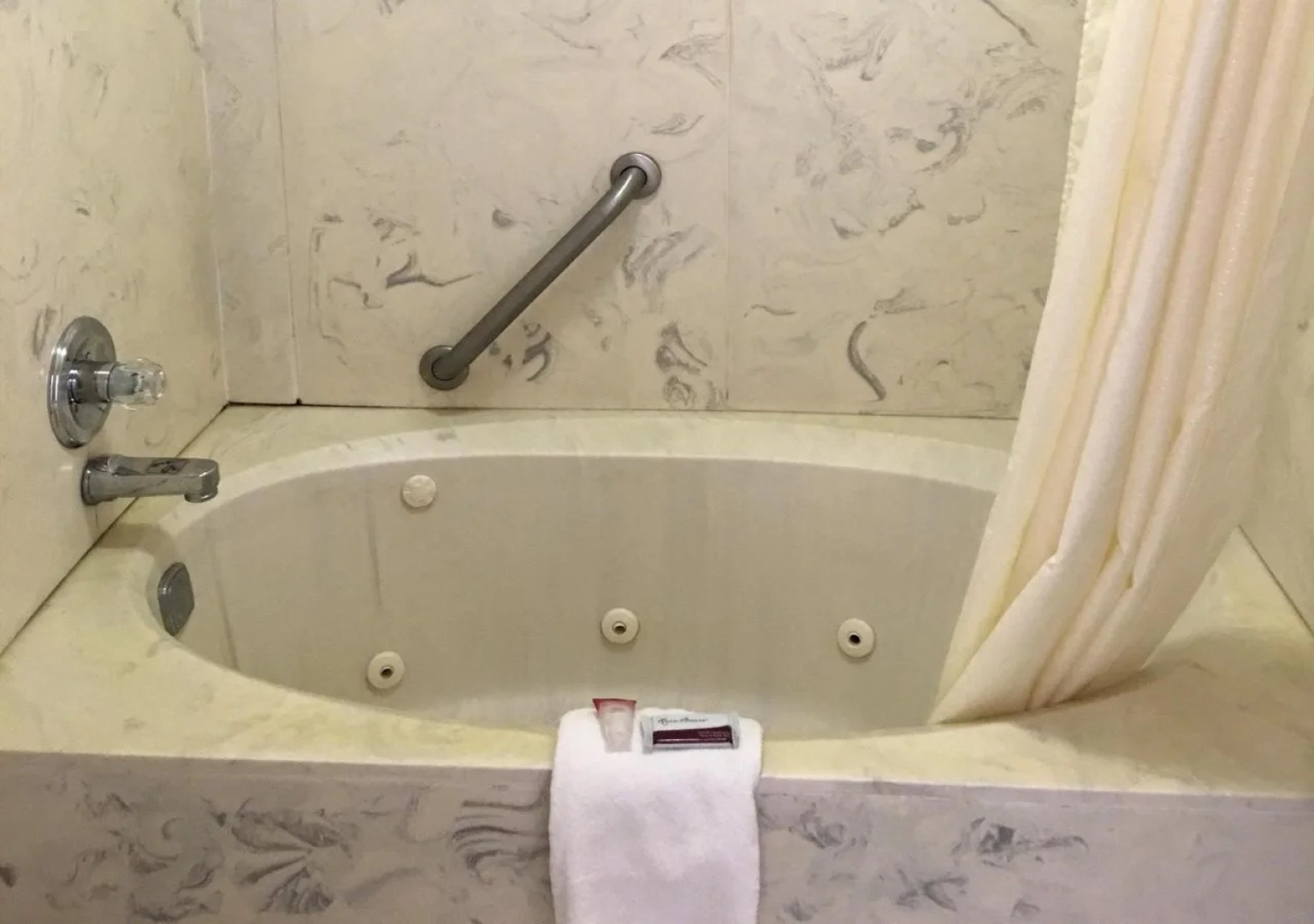 Americas Best Value Inn & Suites Clarksdale