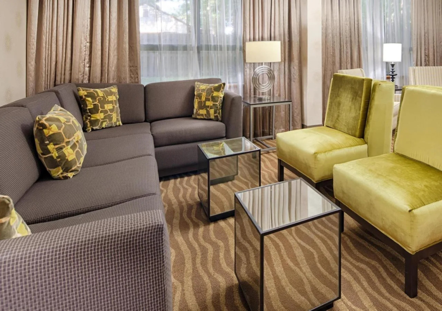 Best Western Plus Richmond Airport Hotel