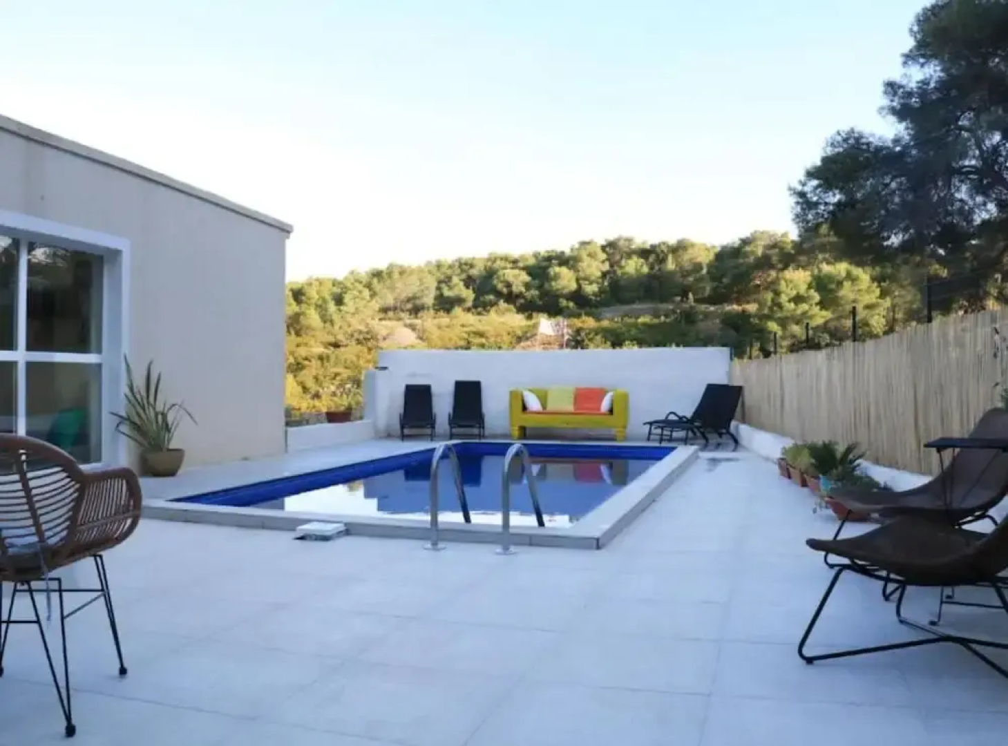 House Leta Cozy Hideaway With Pool