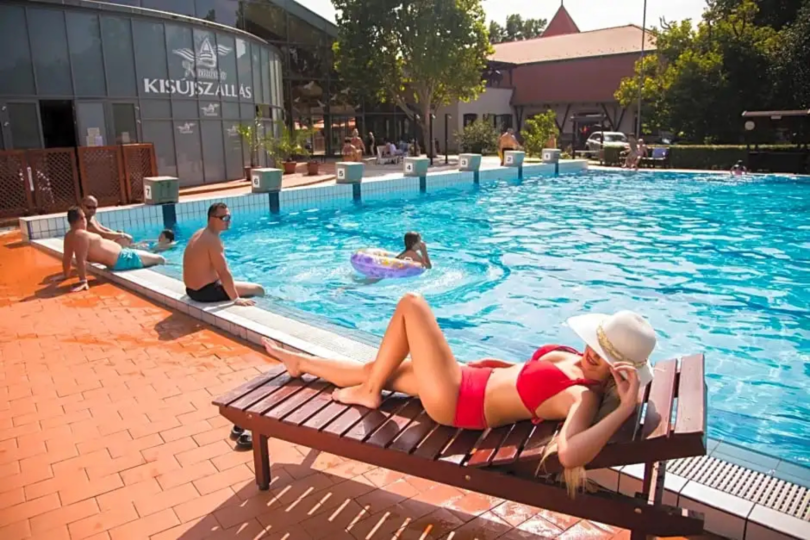 Hotel Kumánia
