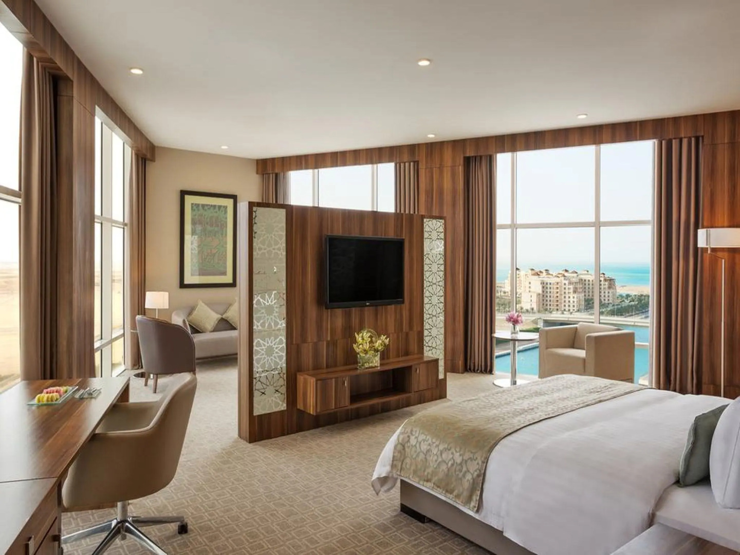 Bay La Sun Hotel & Marina