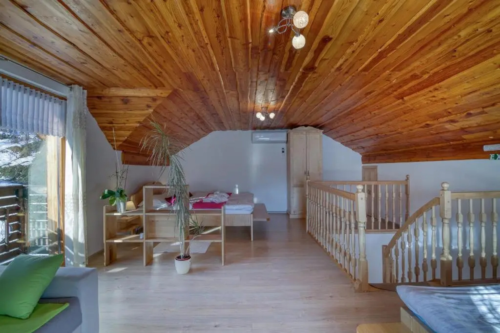 Pool Wellness Chalet Sunshine