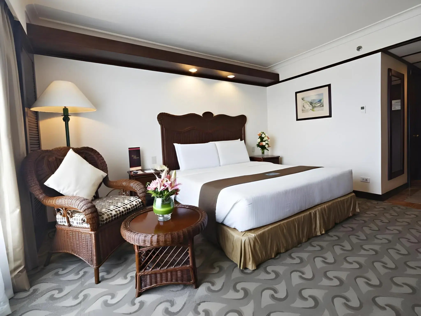 Waterfront Airport Hotel & Casino