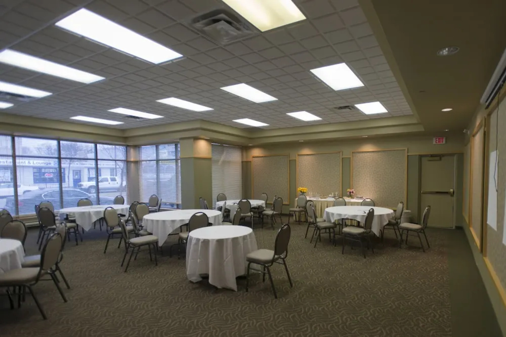 Lakeview Gimli Resort & Conference