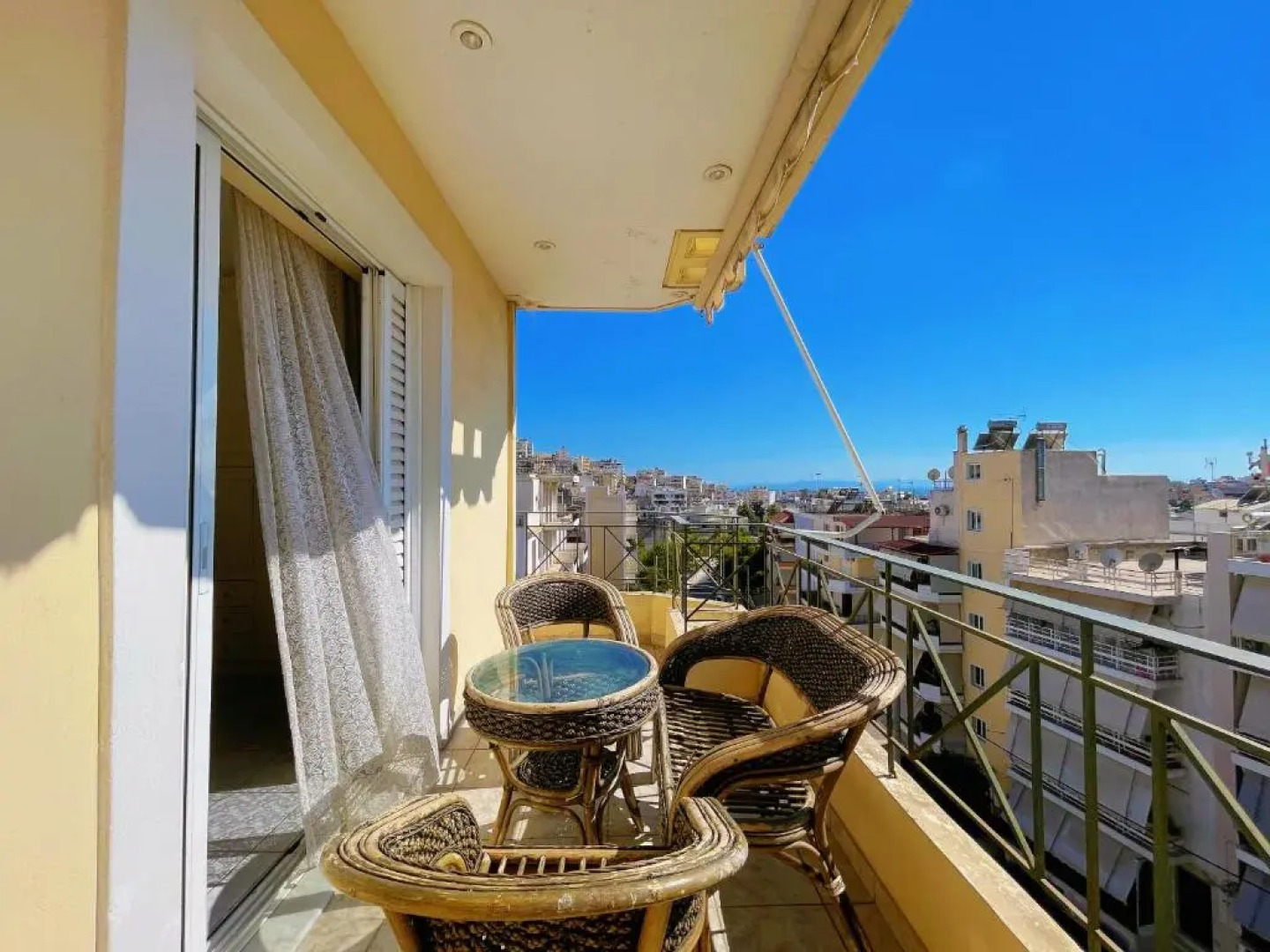 WSD Luxury Cozy 2BD Apt with study & City View Balcony