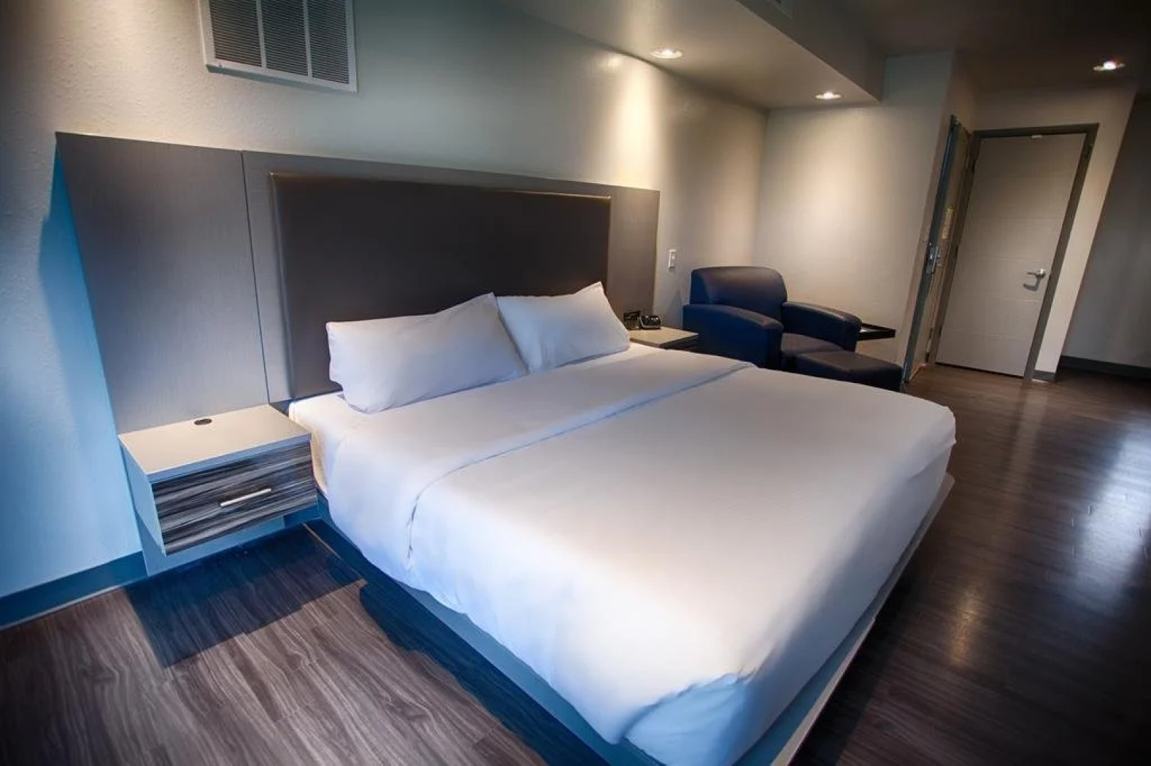 Z Loft Extended Stay Hotel