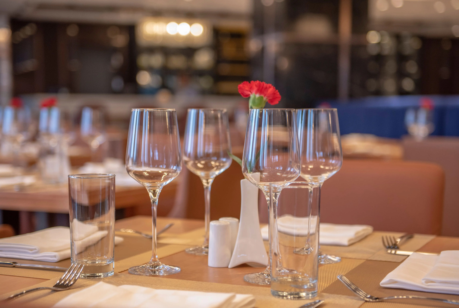 Hawthorn Extended Stay by Wyndham Minot