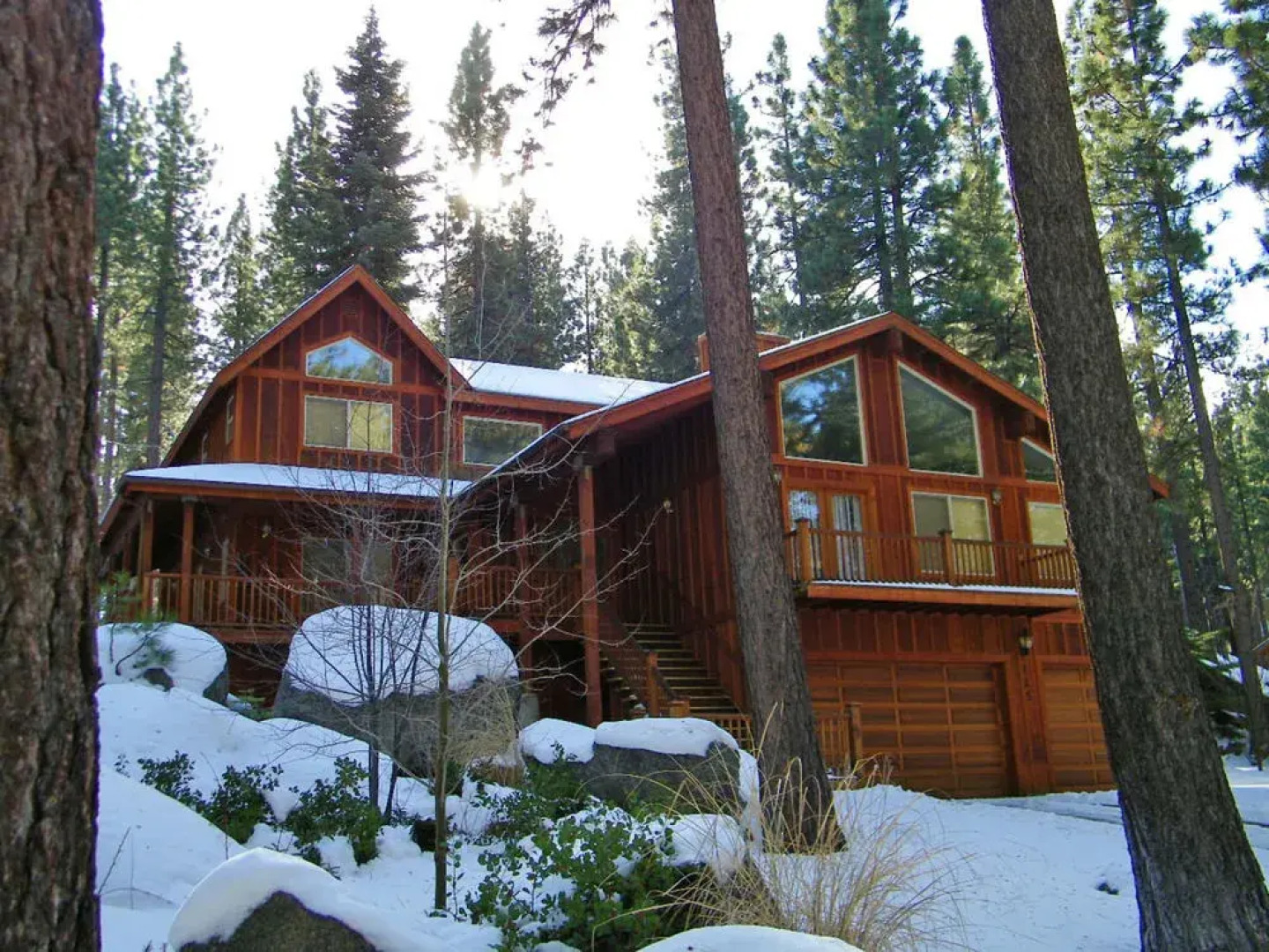 Silver Rock Spectacular Skyland Home 5 Br cabin by RedAwning