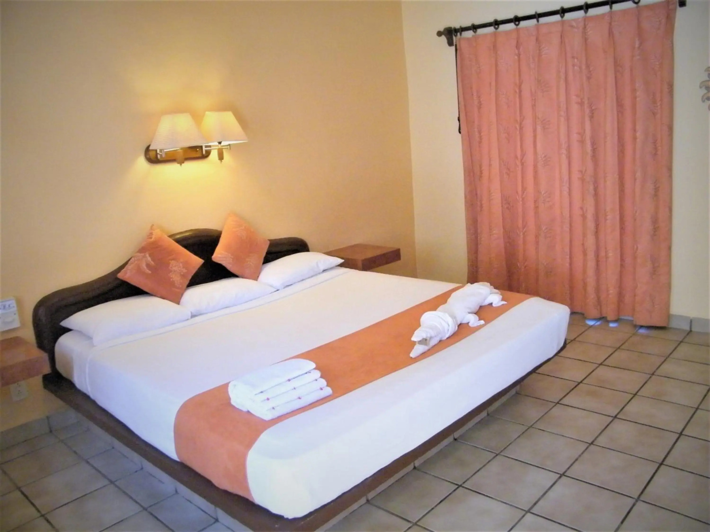 Hotel Lunasol
