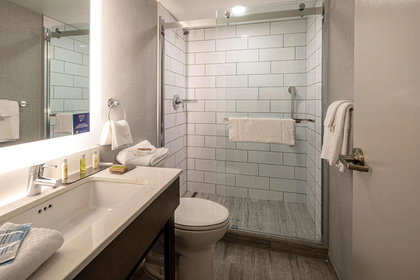 DoubleTree by Hilton Pittsburgh Airport