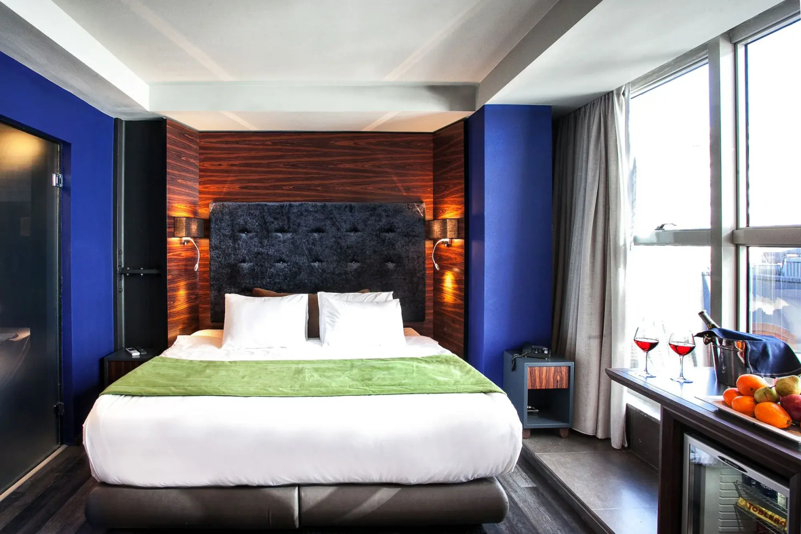 Diamond Suites