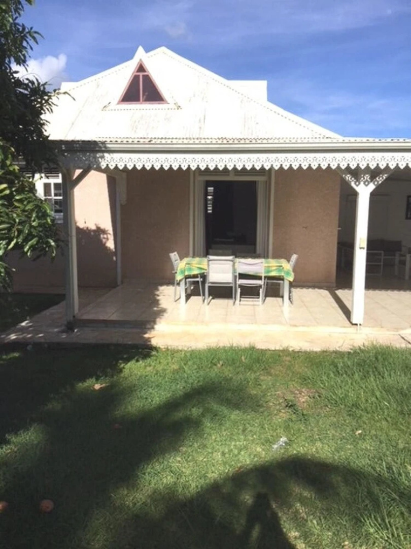 Villa With 4 Bedrooms in Baie Mahault, With Wonderful Mountain View, P