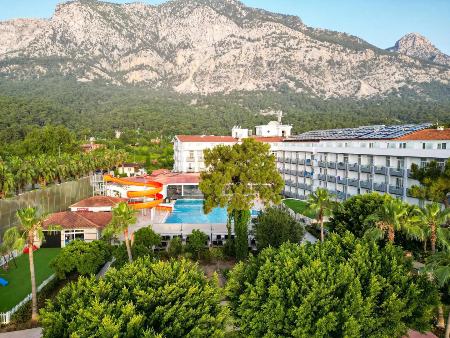 Transatlantik Beach Hotel