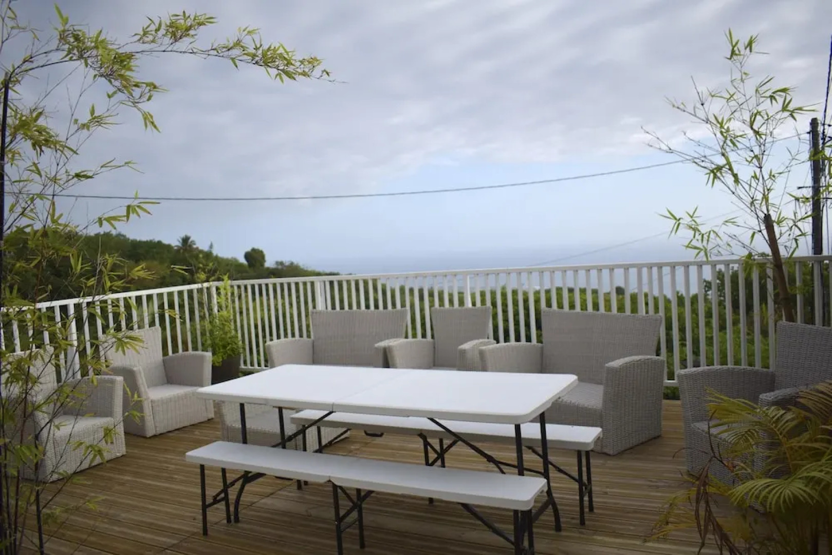 House With 4 Bedrooms in Piton Saint-leu, With Pool Access, Enclosed G