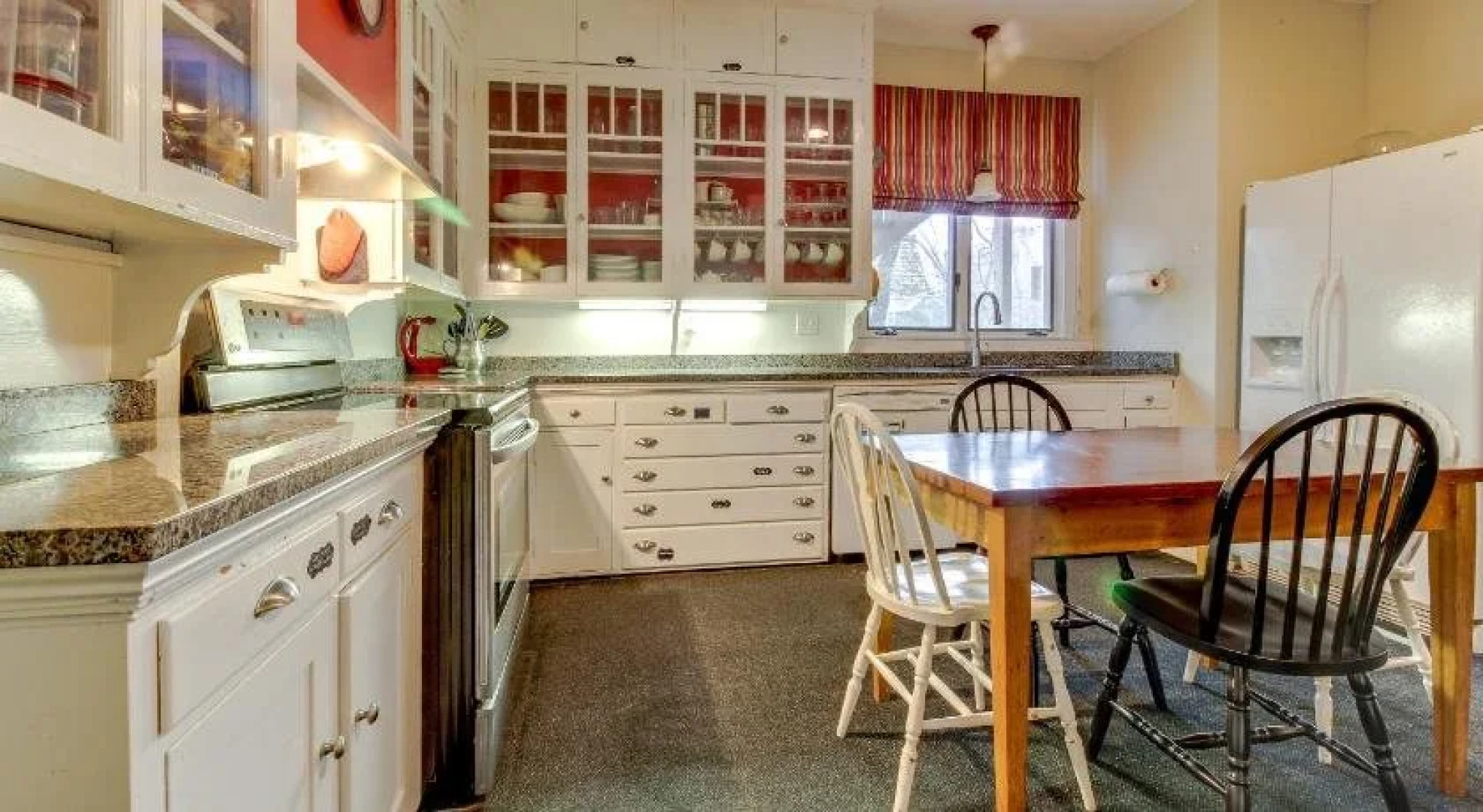 Captain Lawrence Inn