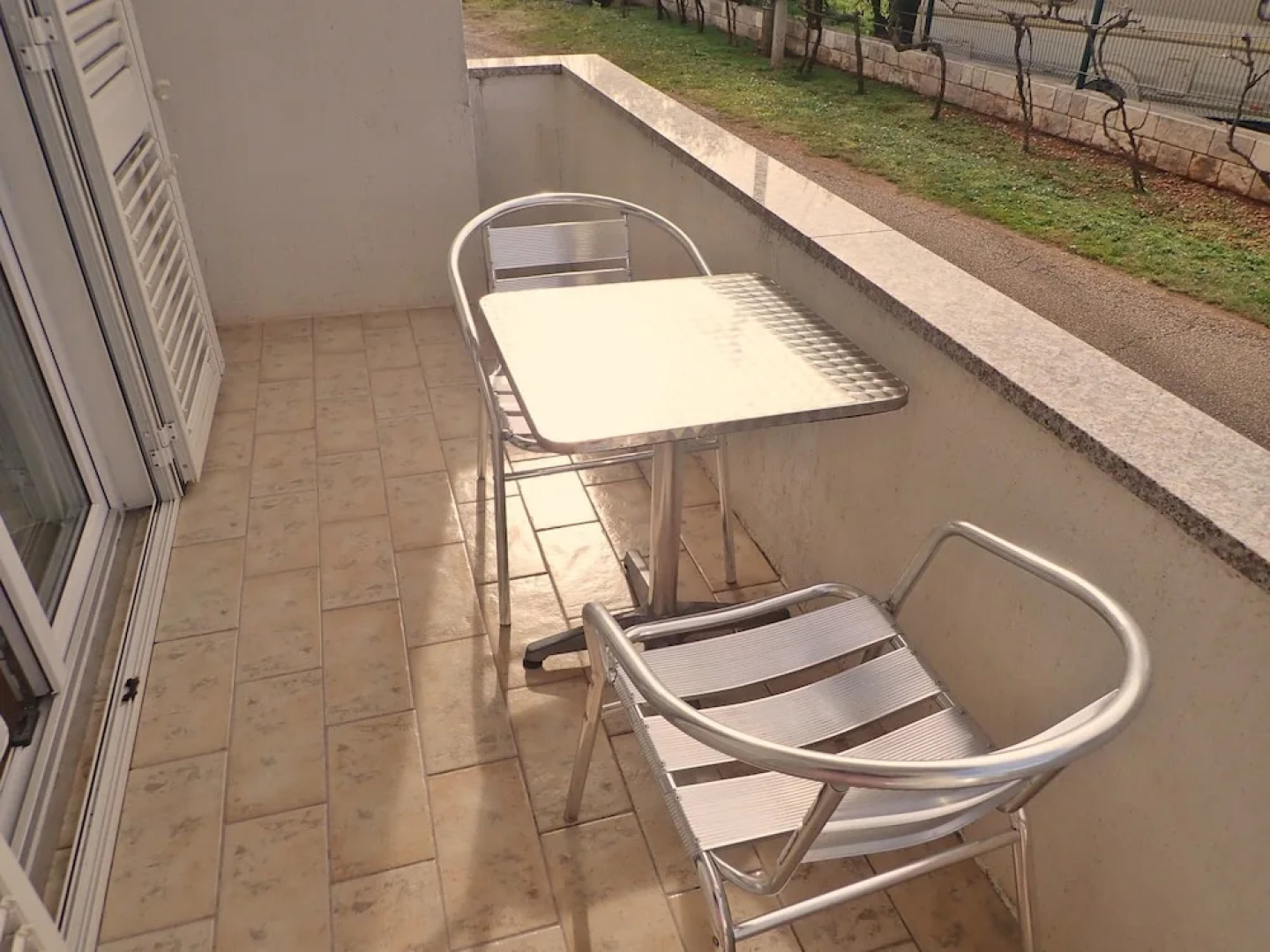 Apartments Sidro-by the sea