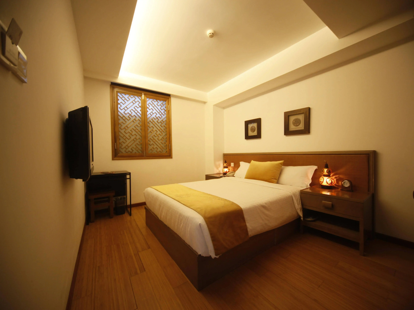 Shichahai Shadow Art Performance Hotel