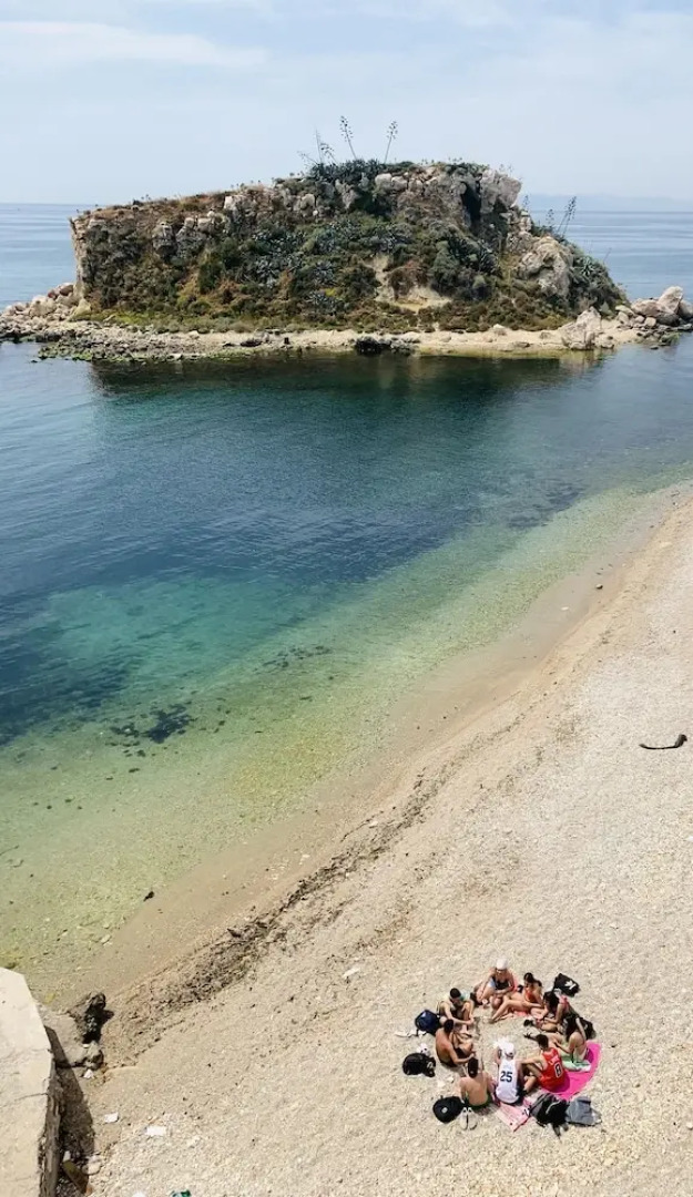 Bedwave Experience Hostel