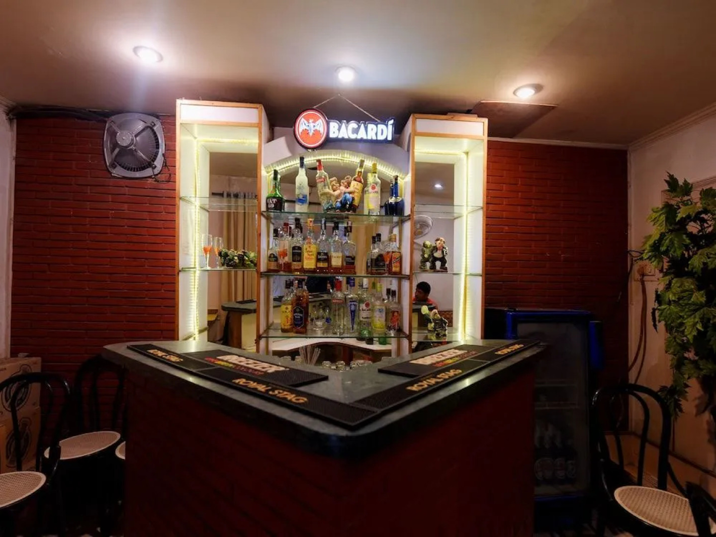 OYO 17097 Kenwood Resort