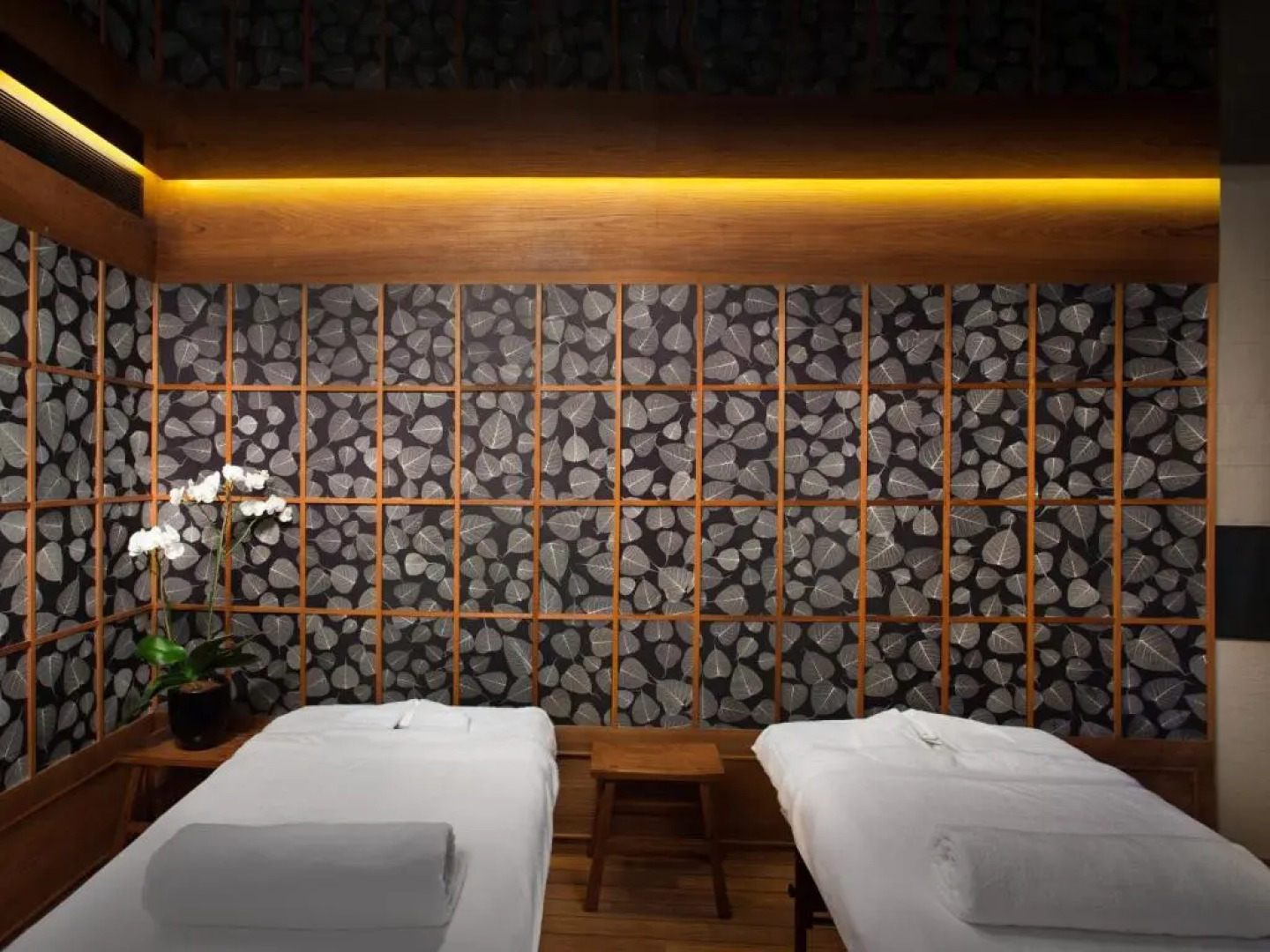 Alexander Hotel– Tel Aviv